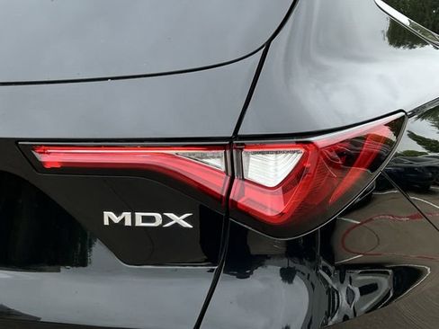 Certified 2024 Acura MDX FWD w/ Technology Package image 8