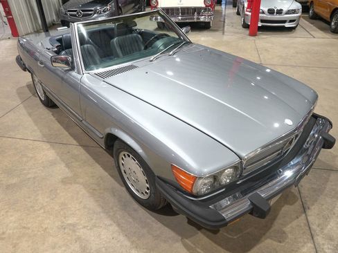 Used 1989 Mercedes-Benz 560 SL image 14