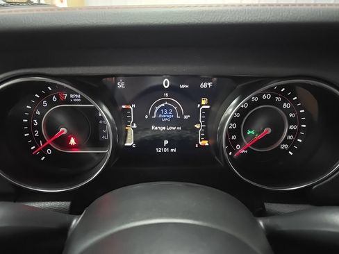 Used 2022 Jeep Gladiator Mojave w/ Cold Weather Group AWD/4WD image 24