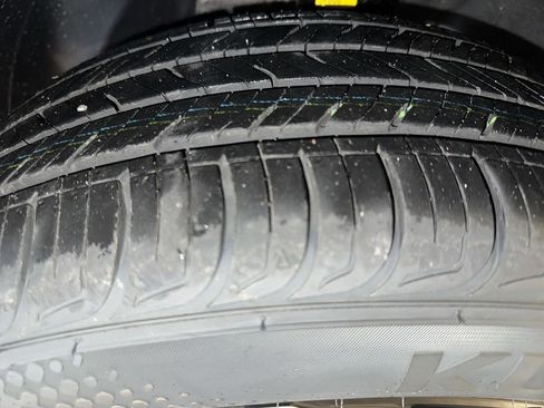 Certified 2025 Kia Seltos S image 11