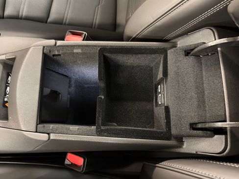 Used 2024 Cadillac XT5 Premium Luxury w/ Platinum Package image 28