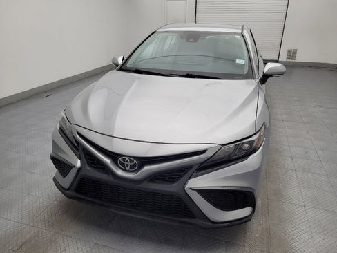 Used 2022 Toyota Camry SE image 15