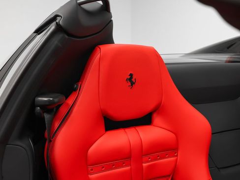 Certified 2022 Ferrari 812 GTS RWD image 26