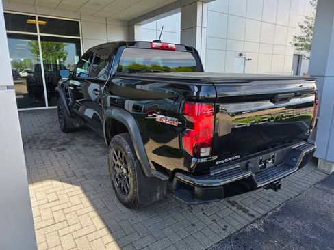 Used 2024 Chevrolet Colorado Trail Boss w/ Advanced Trailering Package AWD/4WD image 2