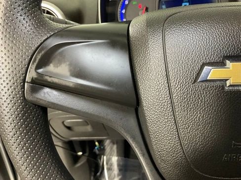 Used 2016 Chevrolet Trax LS image 23