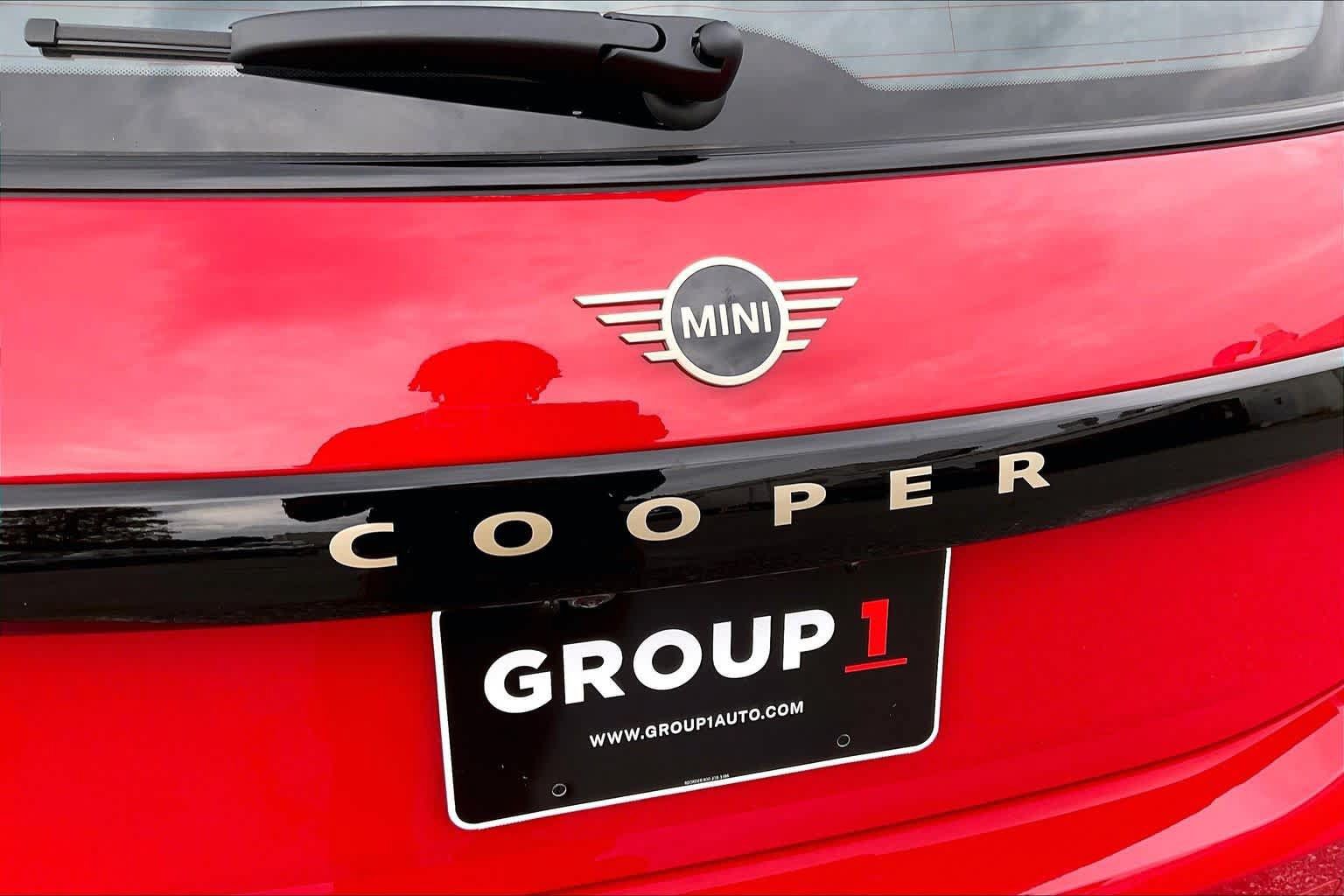 New 2027 MINI Cooper 2-Door Hardtop FWD image 15