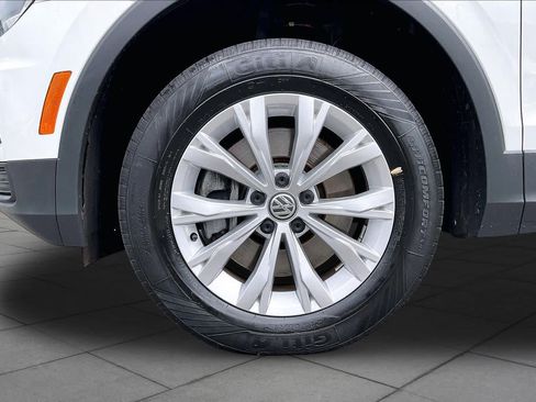 Used 2020 Volkswagen Tiguan S AWD/4WD image 11