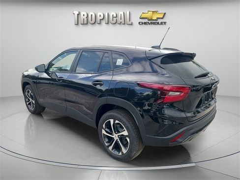 New 2026 Chevrolet Trax RS image 3