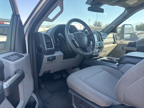 Used 2021 Ford F250 XLT w/ Tremor Off-Road Package image 5