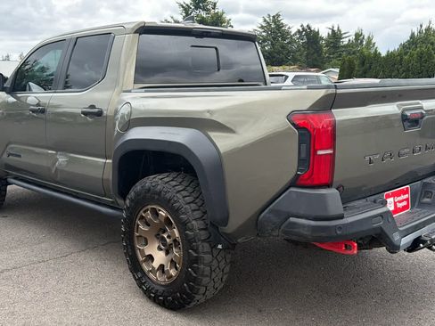 Used 2024 Toyota Tacoma 4x4 Double Cab Hybrid image 3