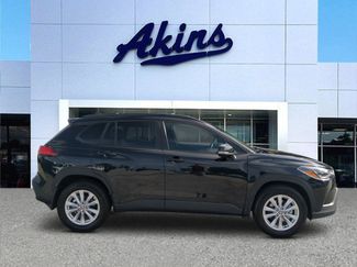Used 2024 Toyota Corolla Cross LE FWD video 1