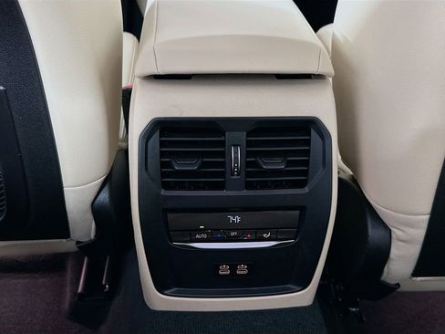 Certified 2023 BMW 330i Sedan w/ Parking Assistance Package image 26