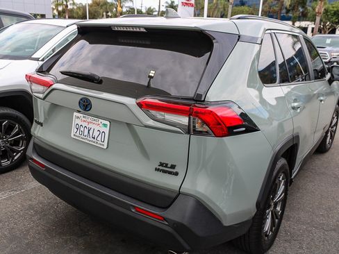 Certified 2023 Toyota RAV4 XLE Premium AWD/4WD image 7