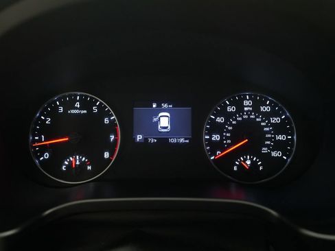 Used 2021 Kia Seltos LX AWD/4WD image 2