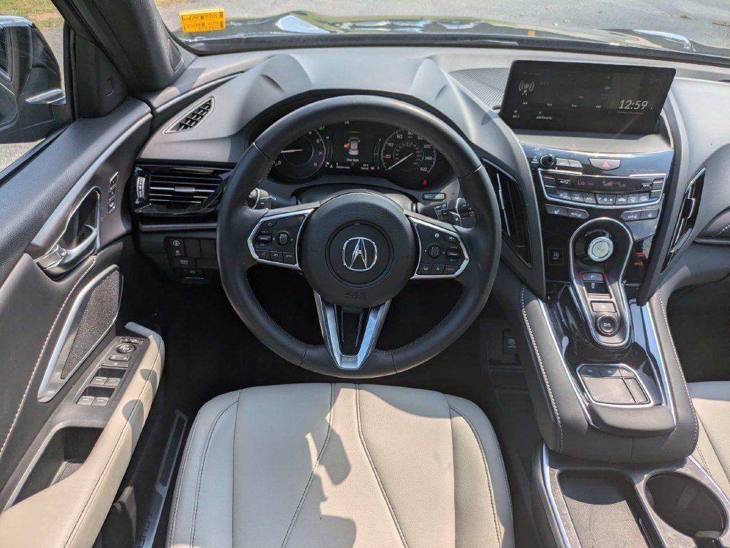 Used 2025 Acura RDX SH-AWD image 16