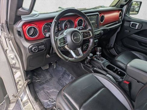 Used 2019 Jeep Wrangler Unlimited Rubicon w/ Dual Top Group AWD/4WD image 10