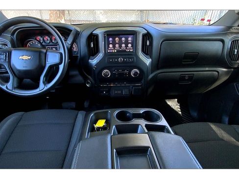 Used 2023 Chevrolet Silverado 1500 Custom image 17