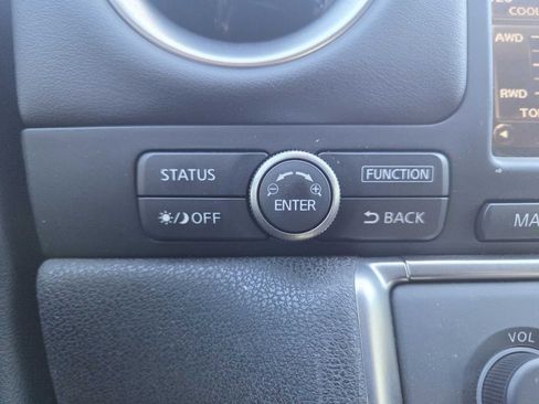 Used 2009 Nissan GT-R Premium image 21