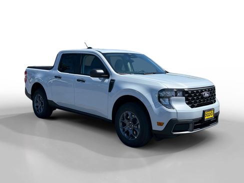 New 2026 Ford Maverick XLT w/ Equipment Group 301A AWD/4WD image 7