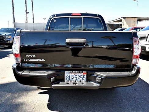 Used 2011 Toyota Tacoma 2WD Double Cab w/ Convenience Pkg image 6