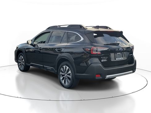 Certified 2023 Subaru Outback Limited image 4