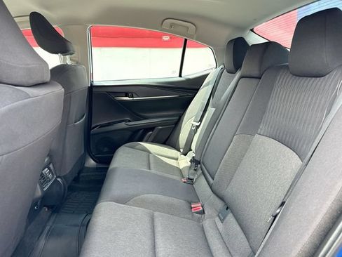 Used 2025 Toyota Camry LE FWD image 21