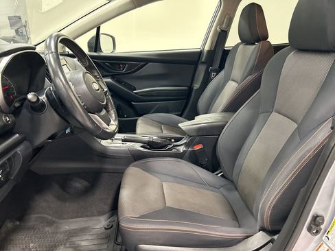 Used 2019 Subaru Crosstrek 2.0i Premium w/ Moonroof Package image 10