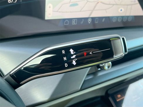 New 2026 Cadillac Vistiq Luxury w/ LPO, Floor Liner Package image 17