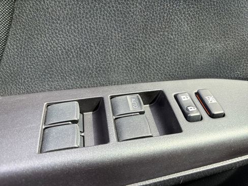 Used 2018 Toyota RAV4 LE w/ All Weather Liner Package image 10