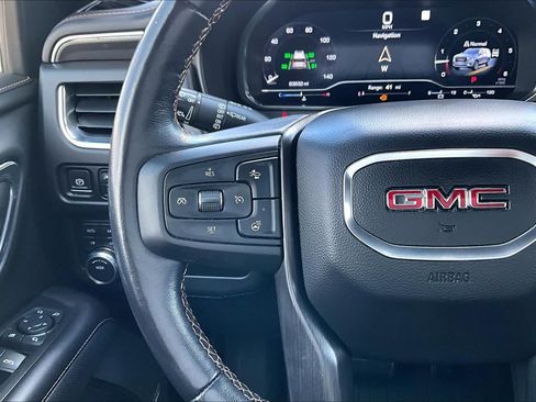 Used 2023 GMC Yukon XL AT4 w/ AT4 Premium Package AWD/4WD image 24