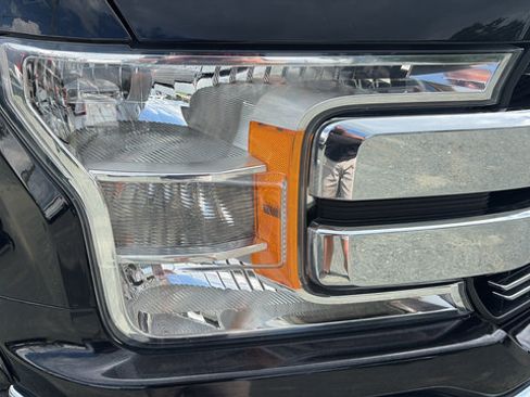 Used 2018 Ford F150 Lariat AWD/4WD image 26