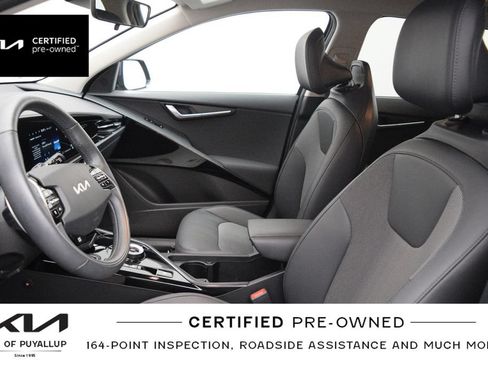 Certified 2023 Kia Niro Wind w/ Wind Preserve Package FWD image 11