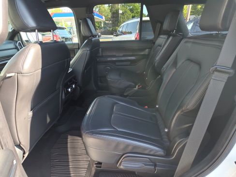 Used 2021 Ford Expedition Limited AWD/4WD image 8