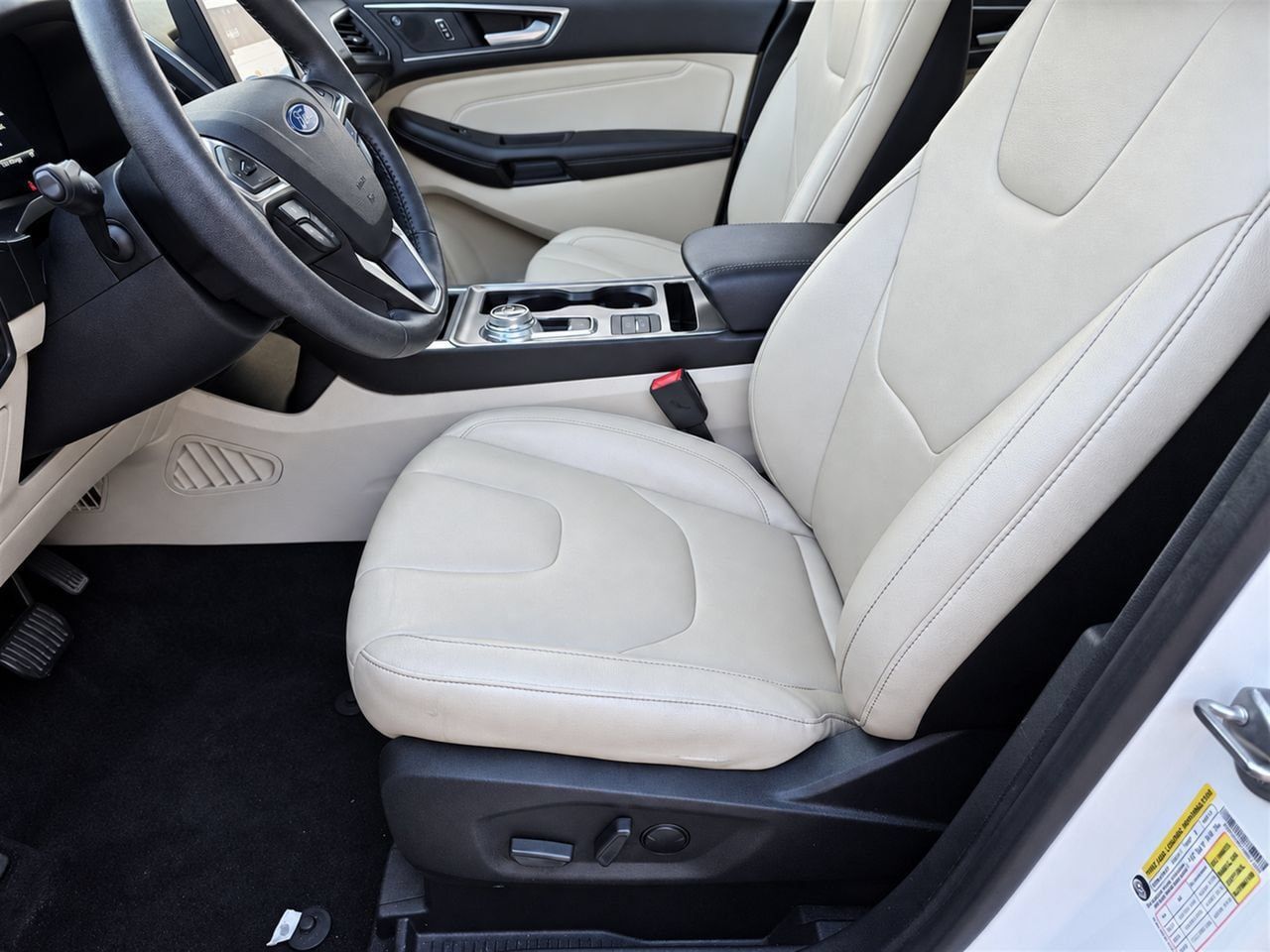Used 2022 Ford Edge Titanium w/ Cargo Accessory Package AWD/4WD image 13