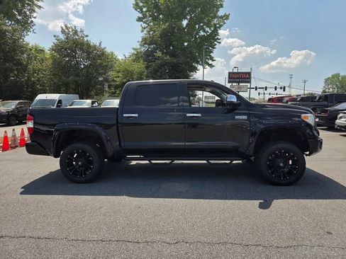 Used 2017 Toyota Tundra Platinum AWD/4WD image 10
