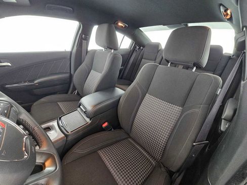 Used 2023 Dodge Charger SXT w/ Blacktop Package image 21