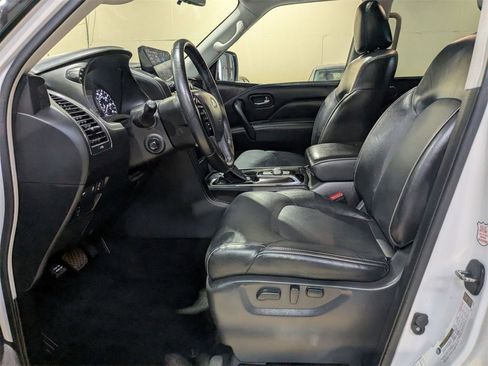 Used 2023 INFINITI QX80 Luxe w/ Cargo Package image 17