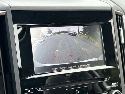 Used 2023 Subaru Forester Premium image 27