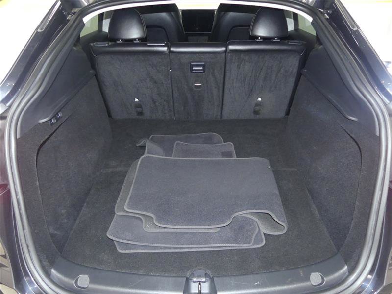 Used 2024 Tesla Model Y Long Range AWD/4WD image 25