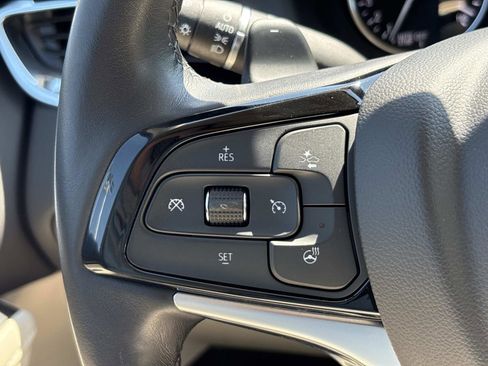 Used 2023 Buick Enclave Avenir w/ Avenir Technology Package image 18