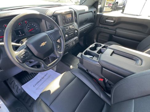 Used 2025 Chevrolet Silverado 2500 W/T w/ WT Convenience Package image 11