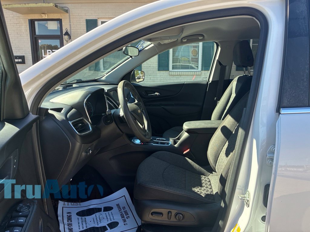 Used 2022 Chevrolet Equinox LT FWD image 19