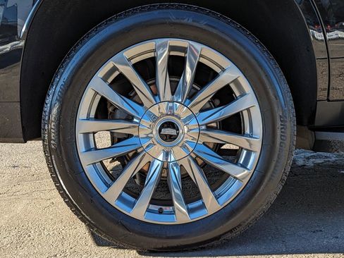 Used 2022 Cadillac Escalade Premium Luxury image 50