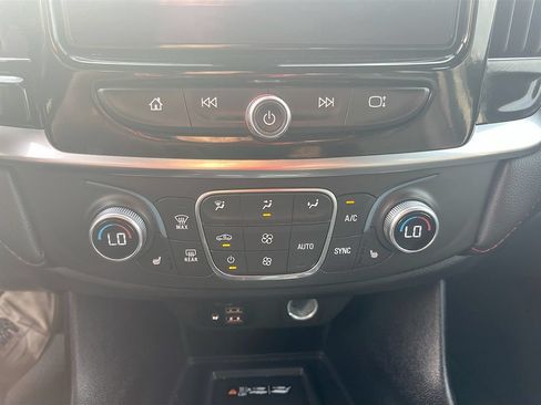 Used 2023 Chevrolet Traverse RS AWD/4WD image 15