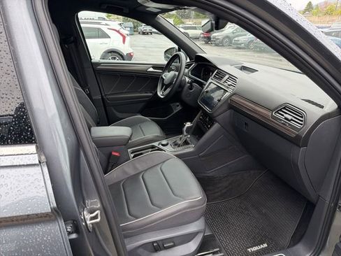 Used 2023 Volkswagen Tiguan SEL R-Line AWD/4WD image 33