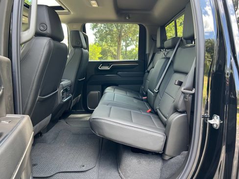 New 2026 GMC Sierra 2500 Denali w/ Denali Reserve Package AWD/4WD image 8