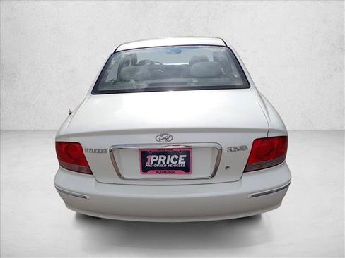 Used 2005 Hyundai Sonata GLS FWD image 3