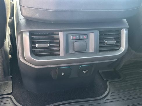 Used 2024 Ford F150 Lariat w/ Equipment Group 502A High AWD/4WD image 21