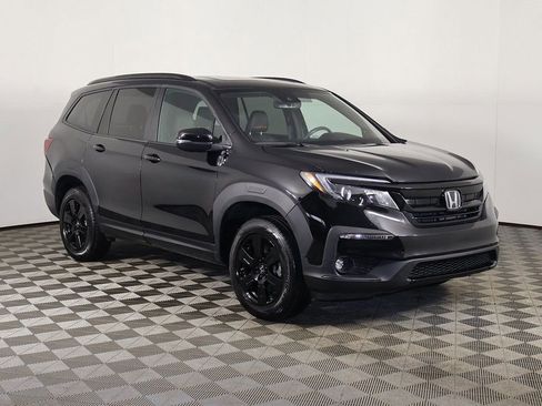 Used 2022 Honda Pilot TrailSport image 2