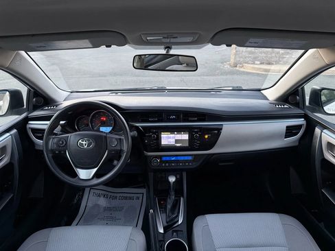 Used 2016 Toyota Corolla LE image 23